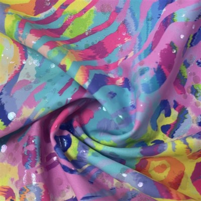 Adakah terdapat sebarang arahan penjagaan khas untuk fabrik bercetak tumbuhan?